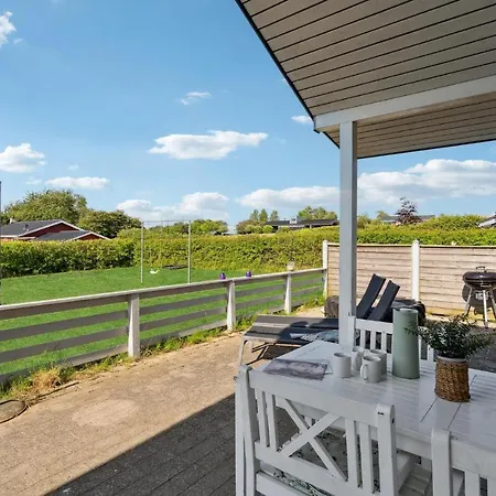 4 Bedroom Amazing In 別荘 Nordenbro Vesteregn