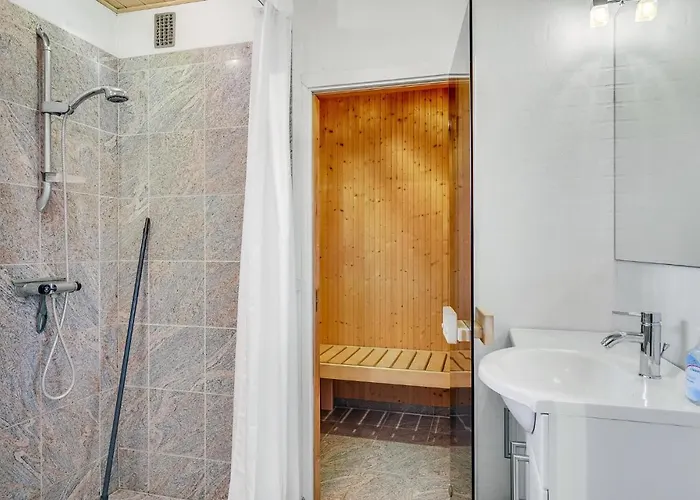 4 Bedroom Amazing In 別荘 Nordenbro Vesteregn